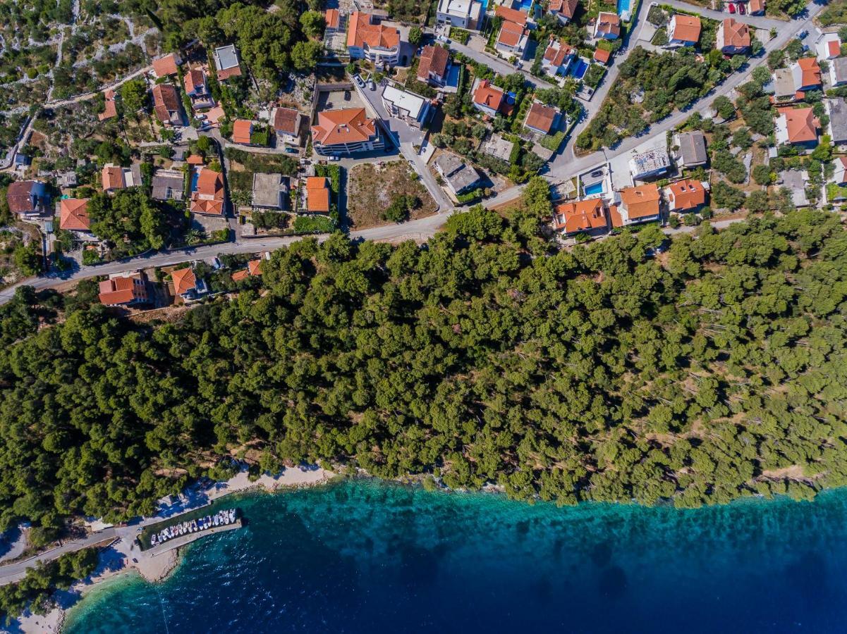 Apartments Mare Trogir Bagian luar foto